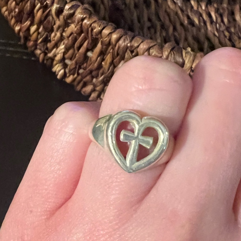 Retired James Avery Silver Heart Cross Ring